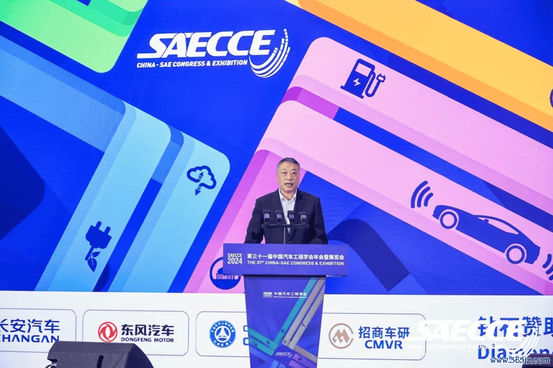 是时代重估燃油车产业价值了，是时代命令“油电同权”了！