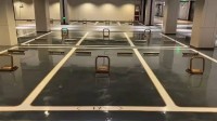 上海千万豪宅泊车月租达1800元 业主痛骂吃相丢丑